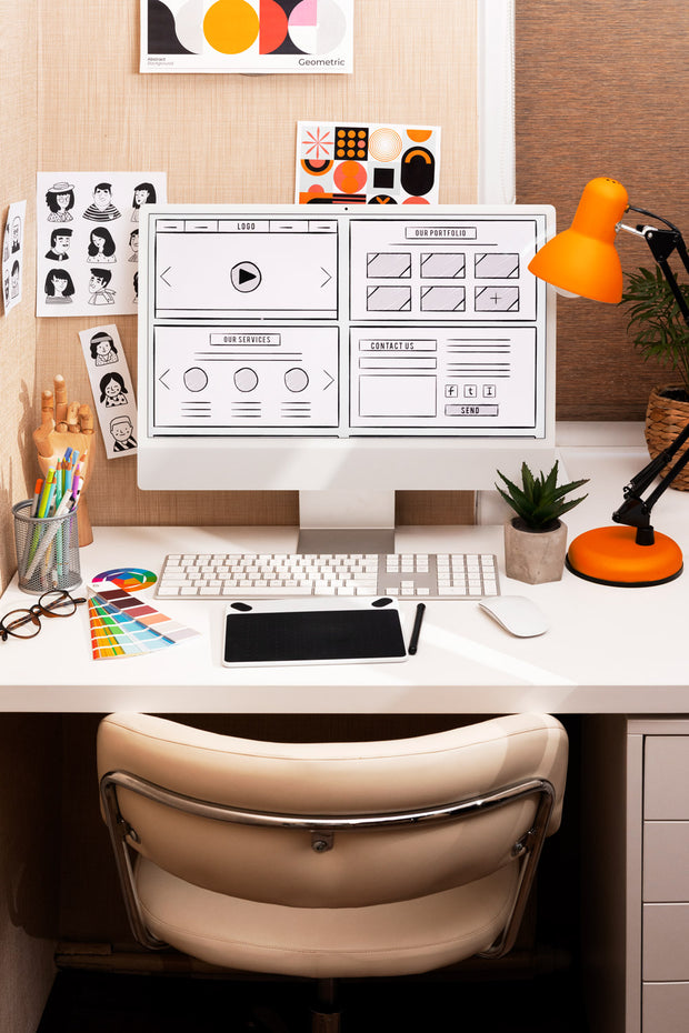<h2>Services <span style="text-decoration:underline"><br/>de design & <br/>d'impression</span></h2>